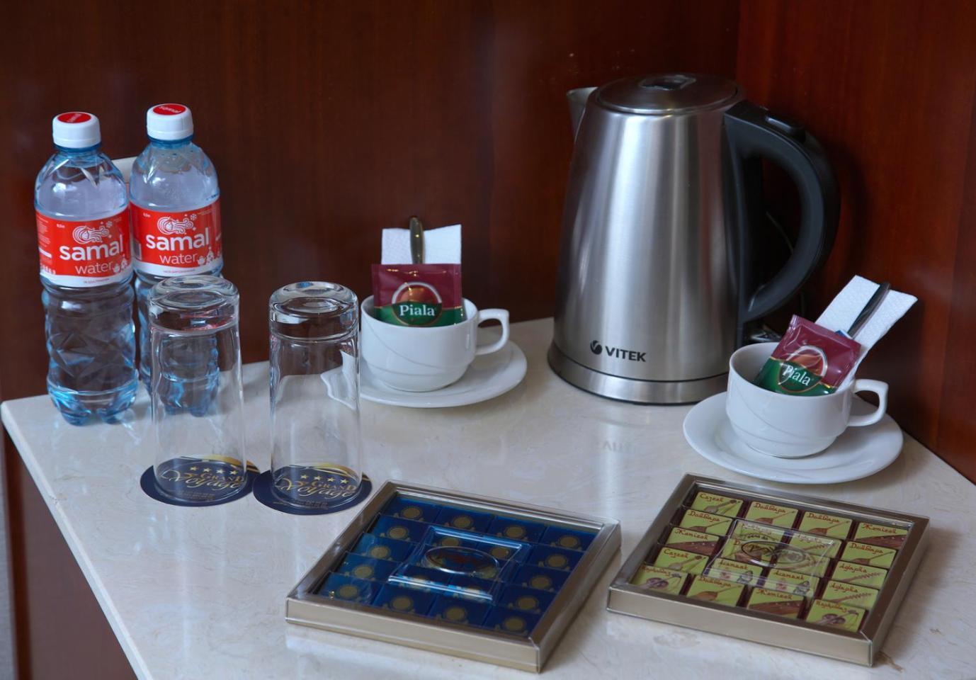 Grand Voyage Hotel Ałma Ata Zewnętrze zdjęcie