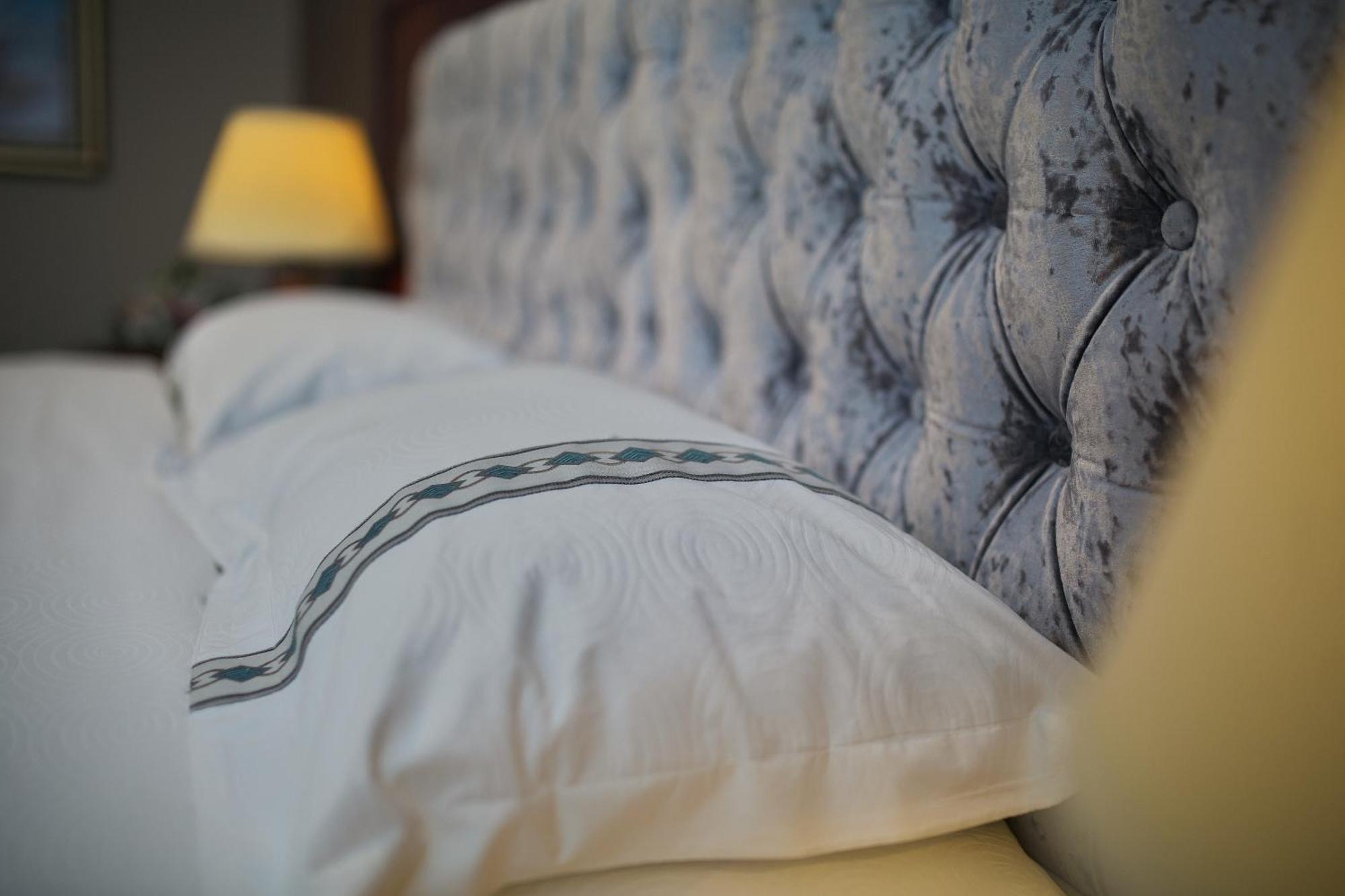 Grand Voyage Hotel Ałma Ata Zewnętrze zdjęcie