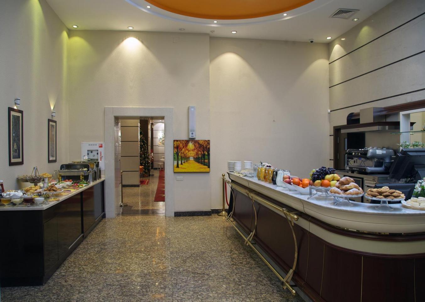 Grand Voyage Hotel Ałma Ata Zewnętrze zdjęcie