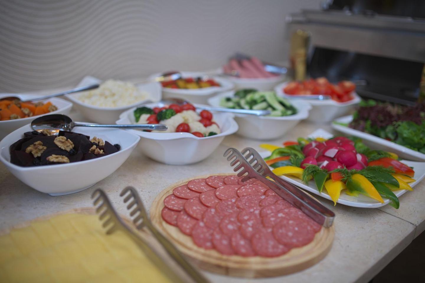 Grand Voyage Hotel Ałma Ata Zewnętrze zdjęcie