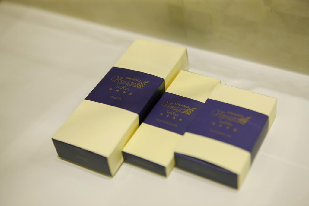 Grand Voyage Hotel Ałma Ata Zewnętrze zdjęcie